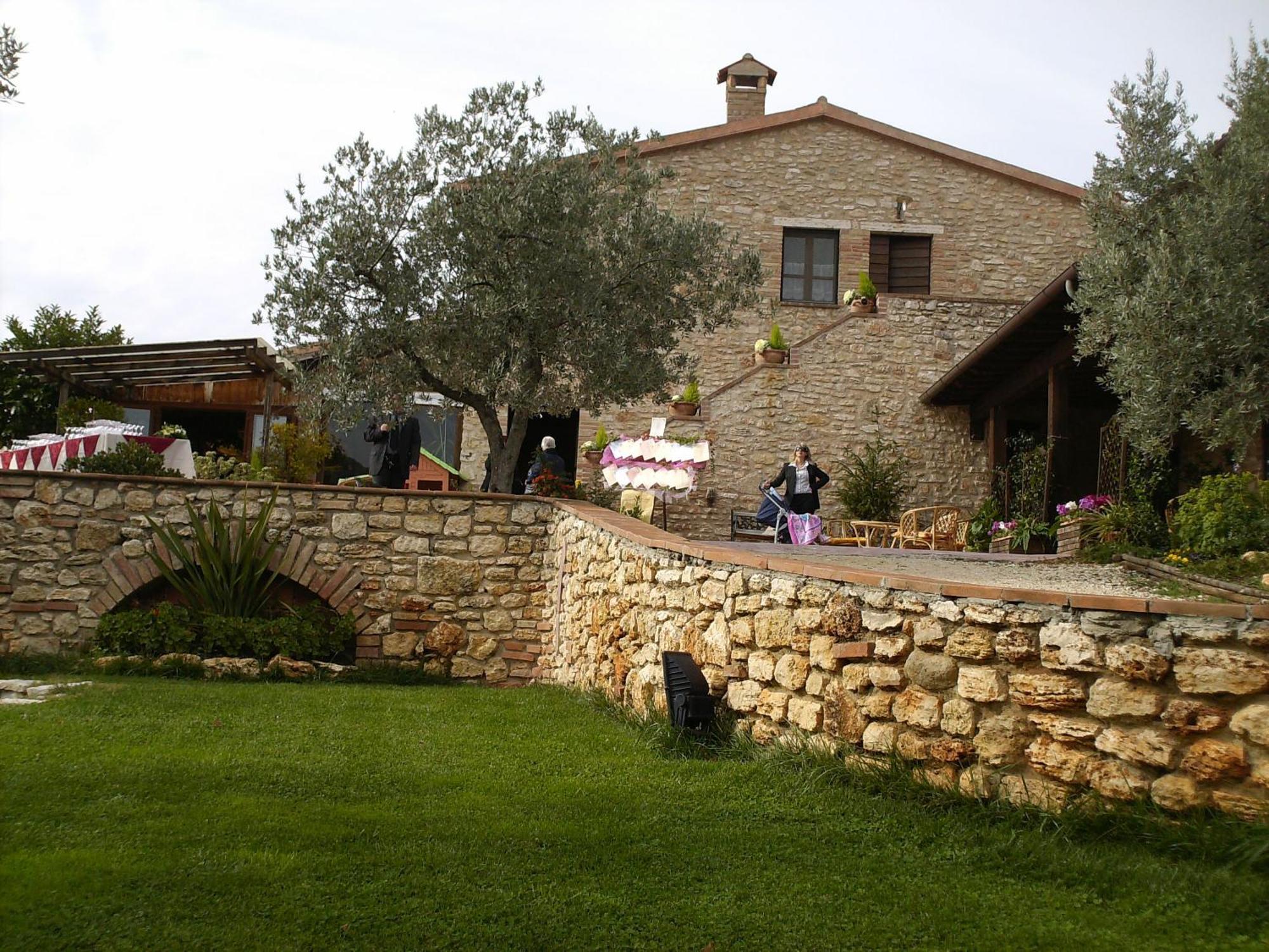 Agriturismo La Casella San Terenziano Εξωτερικό φωτογραφία